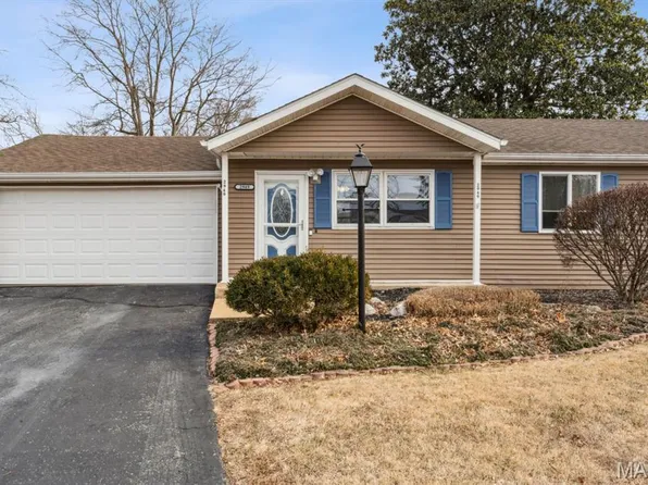 2949 Gladwood Dr, Saint Louis, MO 63129