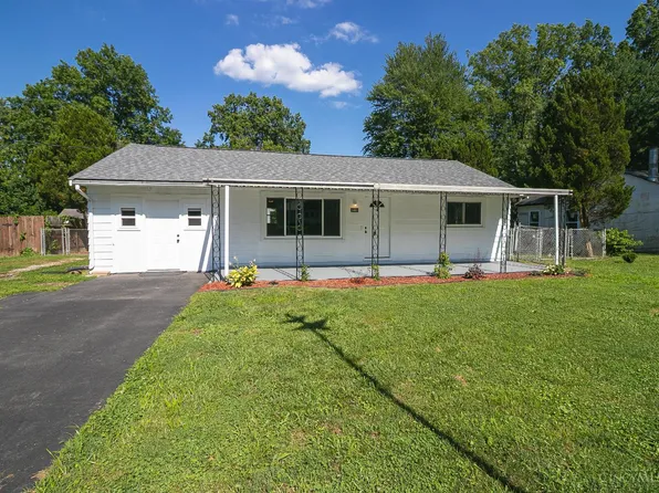 3461 Virginia Dr, Amelia, OH 45102