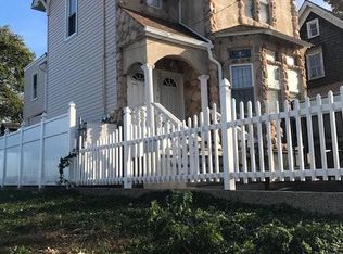 316 Fingerboard Rd, Staten Island, NY 10305