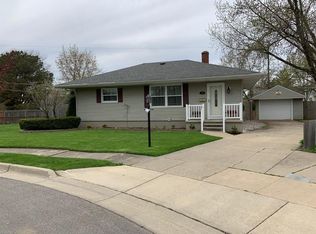 12 Western Ct, Monroe, MI 48161