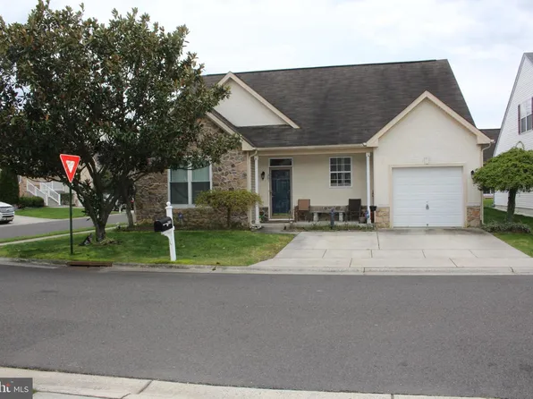 301 Castlewood Way, Deptford, NJ 08096