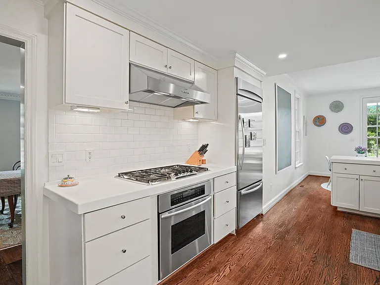 5320 Albemarle St — Photo 8