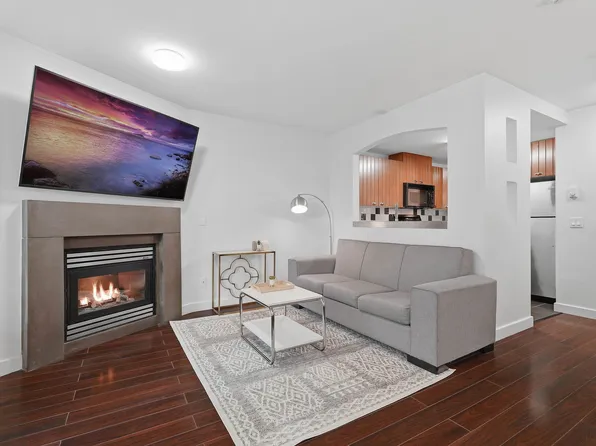 7327 Magnolia Ter, Burnaby, BC V5E 4M3