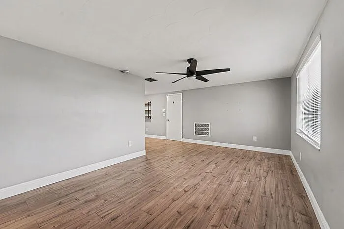 3528 Rock Royal Dr — Photo 6