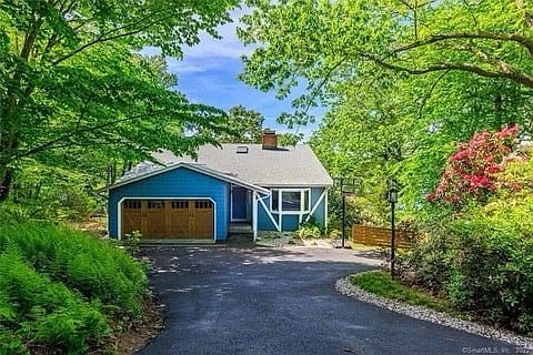 1st image of 26 Tanager Ln