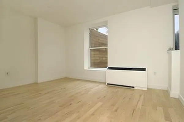 Sold by Galleria | media 10