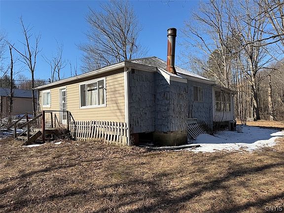 3rd image of 11401 Hanover Rd