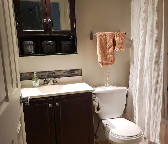 1705 Springmeadows Ct #B — Photo 11