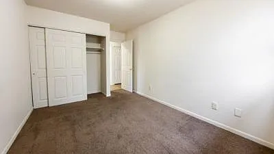 420 S Smith St — Photo 6