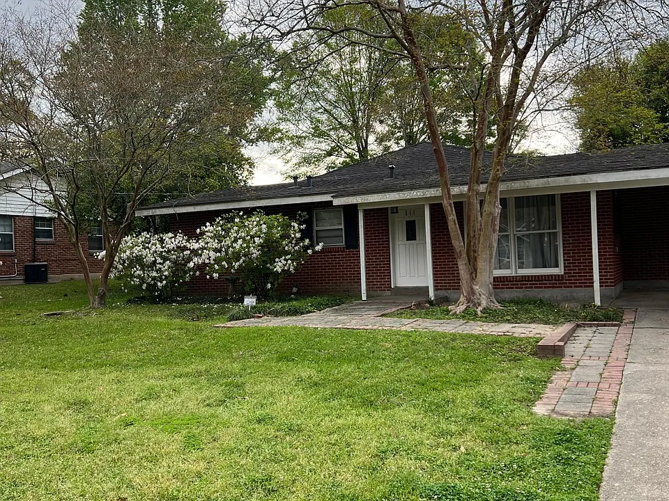 644 Highland Park Dr