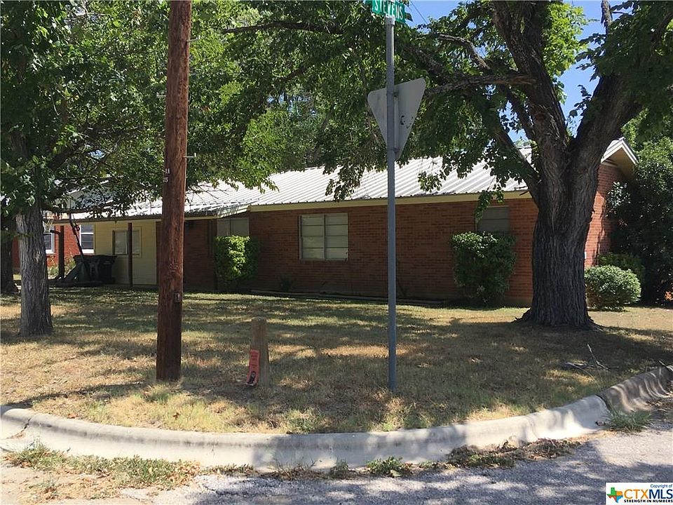 1st image of 901 N Pierce St
