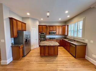 1778 Potomac Greens Dr, Alexandria, VA 22314