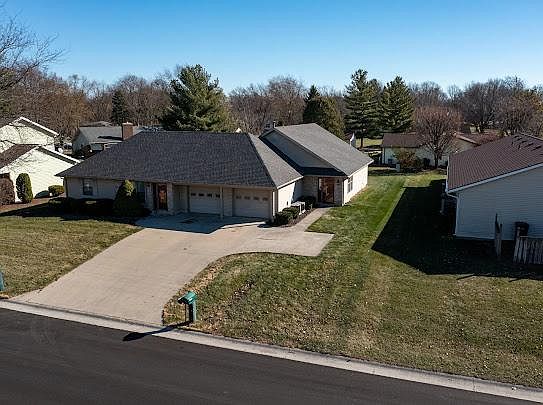 This unit is on the right, with extra parking pad.