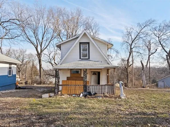 549 Blue Ridge Blvd, Kansas City, MO 64125