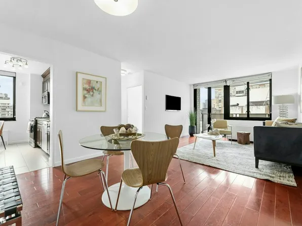 407 Park Avenue South image 1 of 15