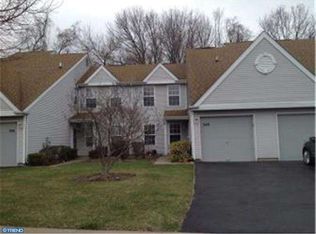 246 Birch Hollow Dr, Bordentown, NJ 08505