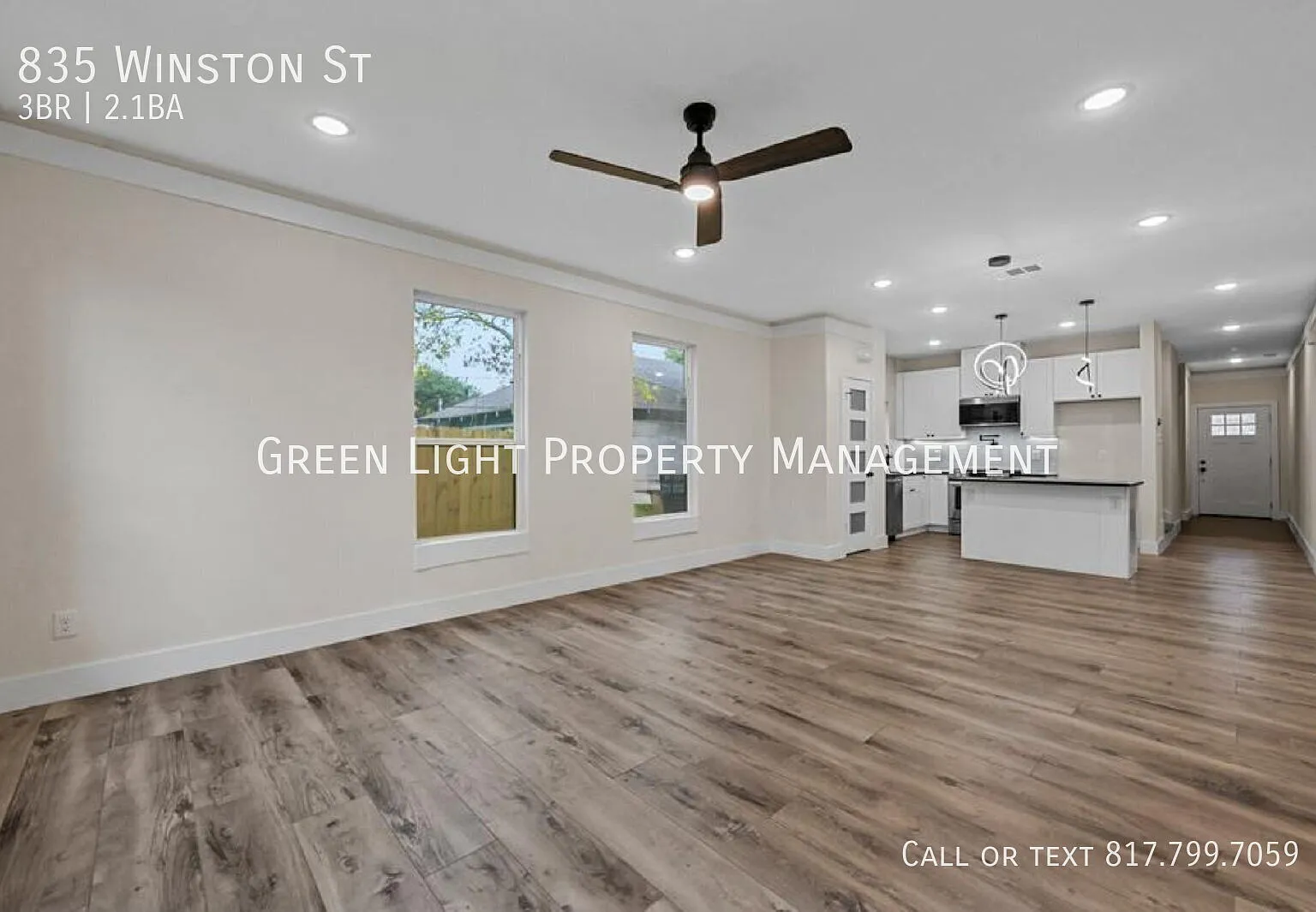 Stunning 3-bedroom, 2.5-bathroom halfplex in Dallas — Photo 3