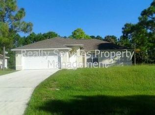 2321 NE 36th St, Cape Coral, FL 33909