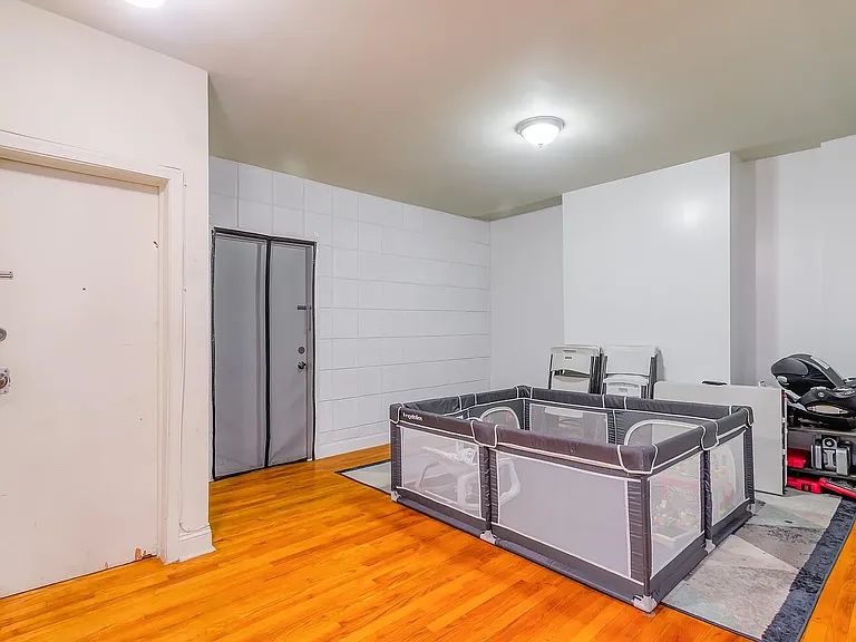 77 Wallis Ave #1F — Photo 16