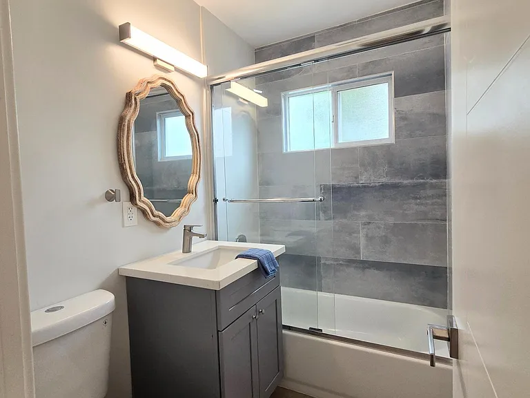 644 Pier Ave #1 — Photo 22