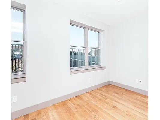 Rented by EXR | media 3