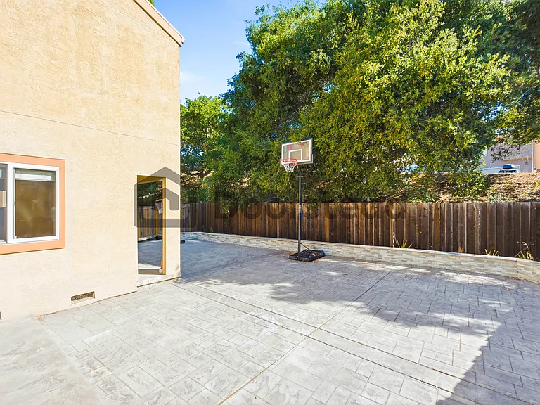 2768 Gamble Ct — Photo 44