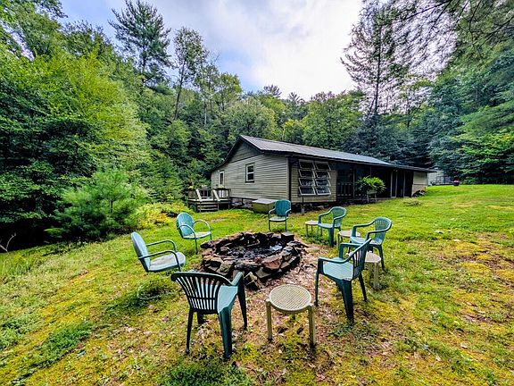 2nd image of 4034 Little Hickory Rd