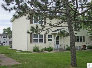 223 Mitchell Cir, Duluth, MN 55811