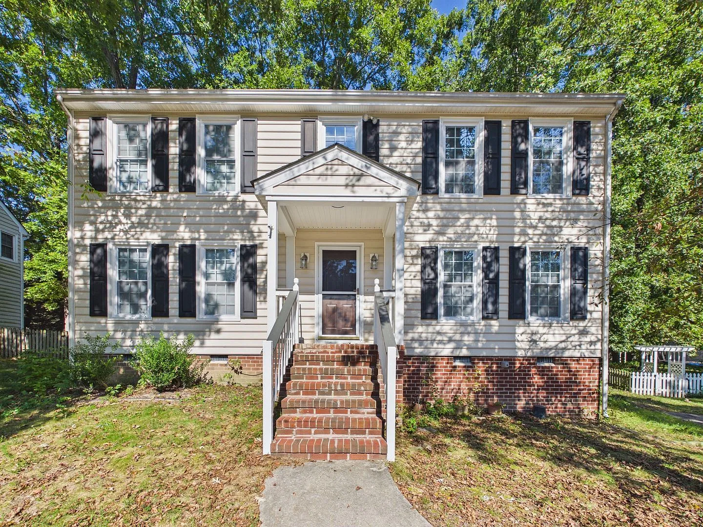 4 bed, 3.0 bath, 2102 sqft, $2,795 — Photo 1