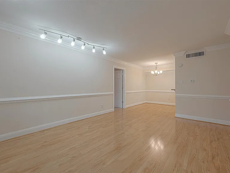2350 Bering Dr #122 — Photo 6