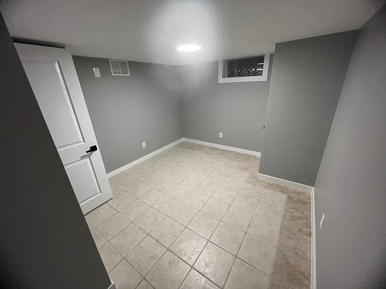 2738 Allegheny Ave — Photo 37