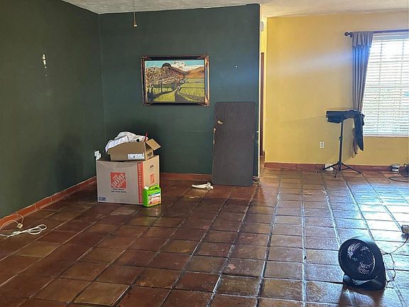 3rd image of 9261 SW 68th Street