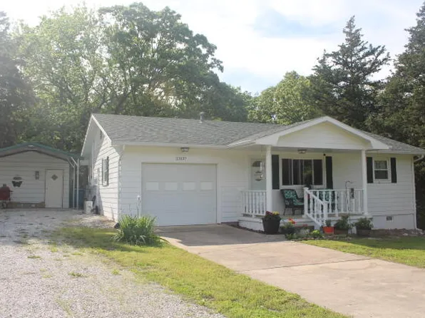 23197 Oakwood Circle, Hermitage, MO 65668