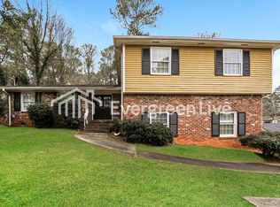 1717 King Rd, Riverdale, GA 30296