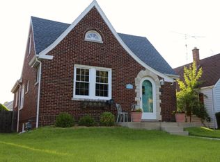 3707 S 19th St, Milwaukee, WI 53221