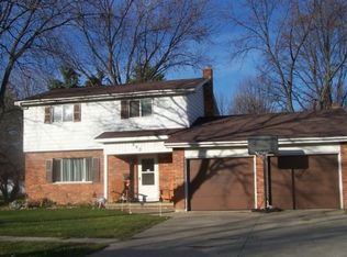 890 Caravelle Dr, Saginaw, MI