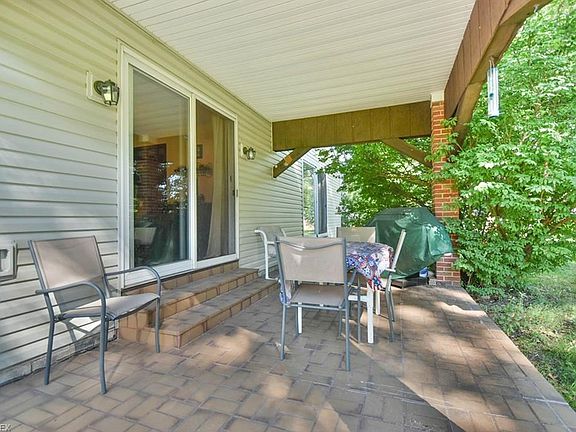 3rd image of 3799 Monaca Ave