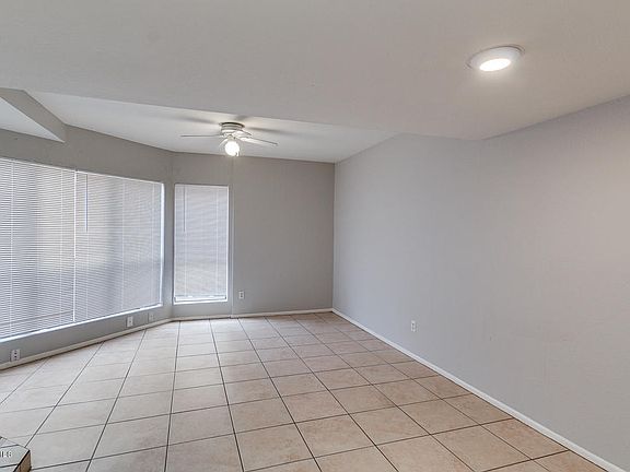3rd image of 3228 W Glendale Ave APT 148