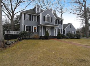 11 Springhead Ln, Hampton, NH 03842
