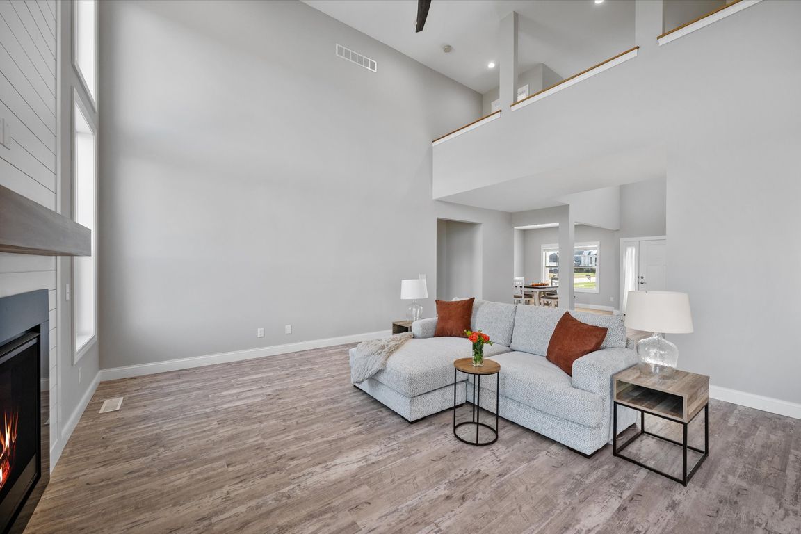 next background image