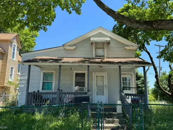 3881 W 31st St, Cleveland, OH 44109