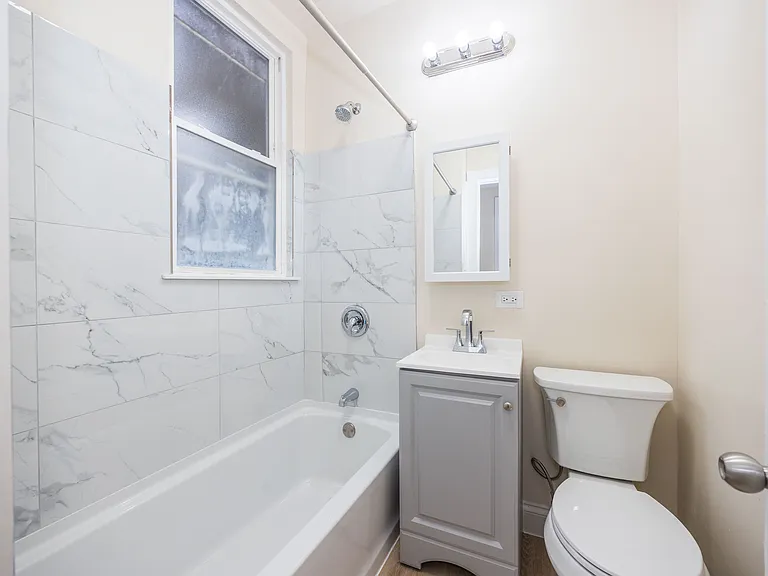 852 W Agatite Ave #2 — Photo 5