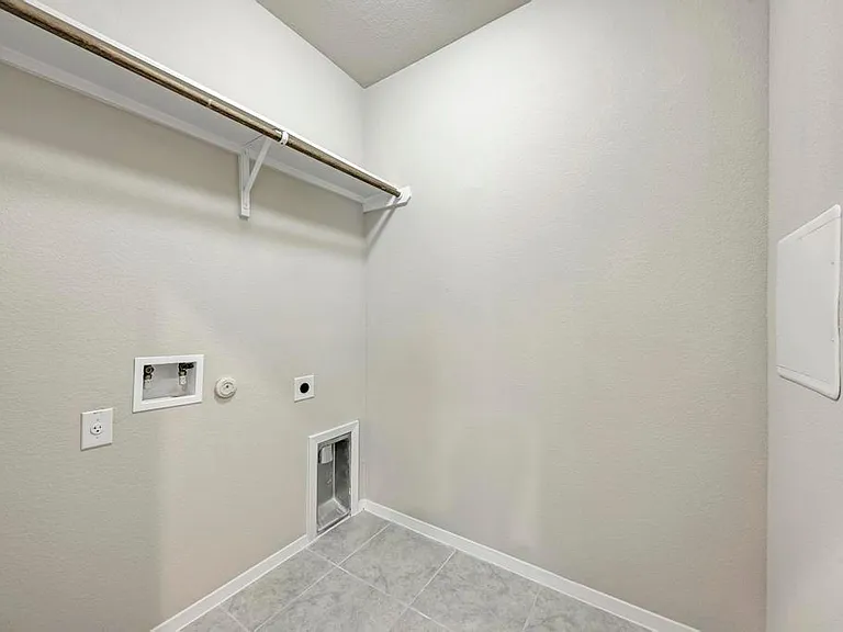1209 Goforth Rd — Photo 27