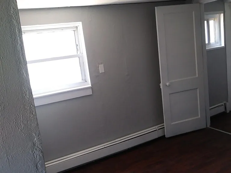 1328 Main St — Photo 6
