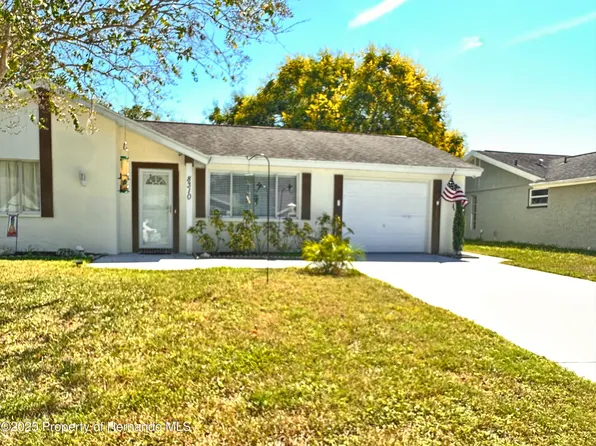 8310 Cavalry Dr, Hudson, FL 34667