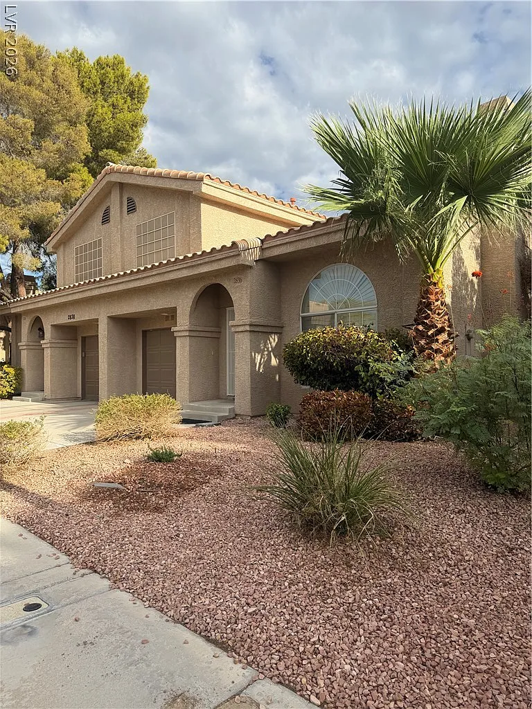 2 bed, 2.5 bath, 1247 sqft, $1,795 — Photo 3