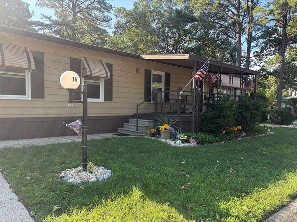 16 Kimberly Dr