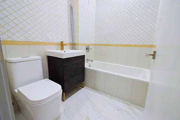 Rented by Lofts and Flats LLC | media 33