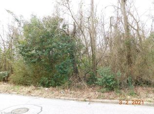 2406 Yow Rd, Greensboro, NC 27407