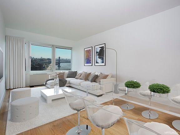 4th image of 200 Water St APT 1715